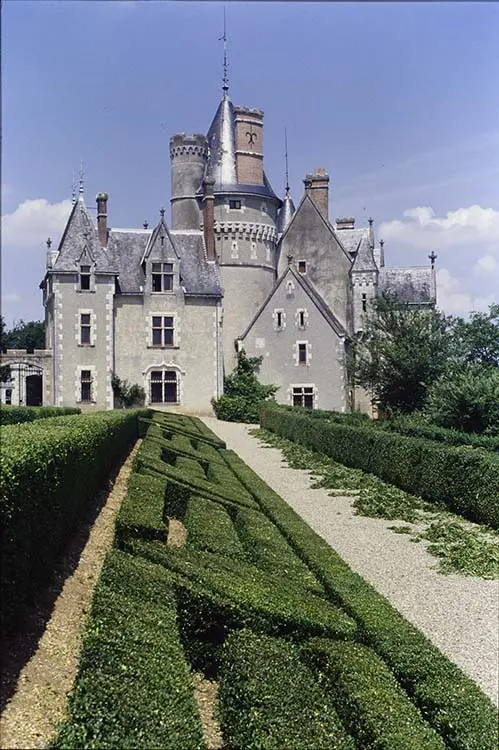 Foto di Boismorand Castle - POP Plateforme Ouverte du Patrimoine / Base Mérimée - © Donation VMF, Ministère de la Culture (France), Médiathèque du patrimoine et de la photographie, diffusion GrandPalaisRmn Photo
