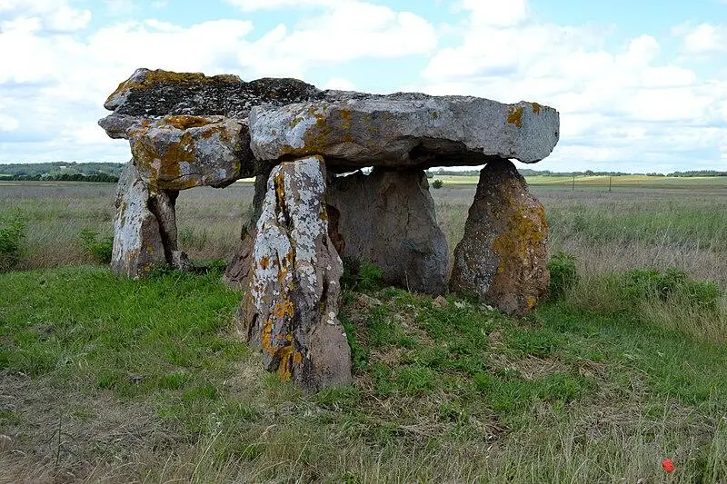 Picture of Dolmen of Briande I - Liberliger - © Creative Commons (https://creativecommons.org/licenses/by-sa/4.0/deed.fr)
