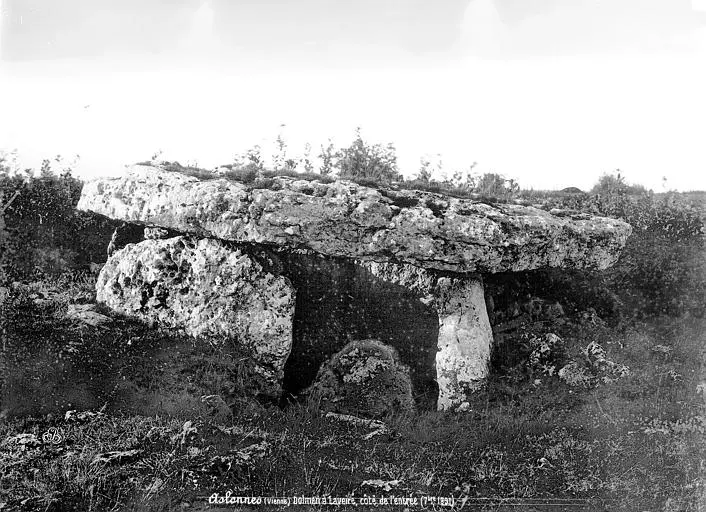 Picture of Laverré dolmen - POP Plateforme Ouverte du Patrimoine / Base Mérimée - © Ministère de la Culture (France), Médiathèque du patrimoine et de la photographie, diffusion RMN-GP