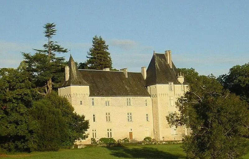 Picture of Château de la Tour d'Oyré - PofDaf - © Creative Commons (https://creativecommons.org/licenses/by-sa/4.0/deed.fr)