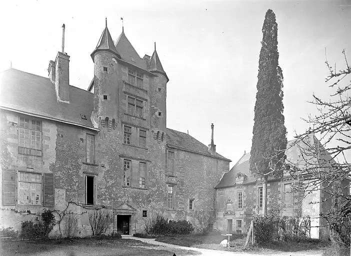 Foto von Schloss - POP Plateforme Ouverte du Patrimoine / Base Mérimée - © Ministère de la Culture (France), Médiathèque du patrimoine et de la photographie, diffusion GrandPalaisRmn Photo