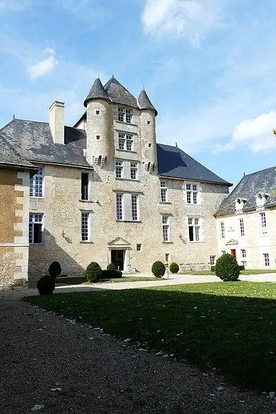 Picture of Castle - JacquesLavignotte - © Creative Commons (https://creativecommons.org/licenses/by-sa/4.0/deed.fr)