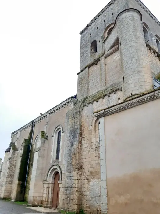 Picture of Saint-Pierre Church - POP Plateforme Ouverte du Patrimoine / Base Mérimée - © Ministère de la Culture (France), Direction Régionale des Affaires Culturelles de Nouvelle-Aquitaine – Tous droits réservés 