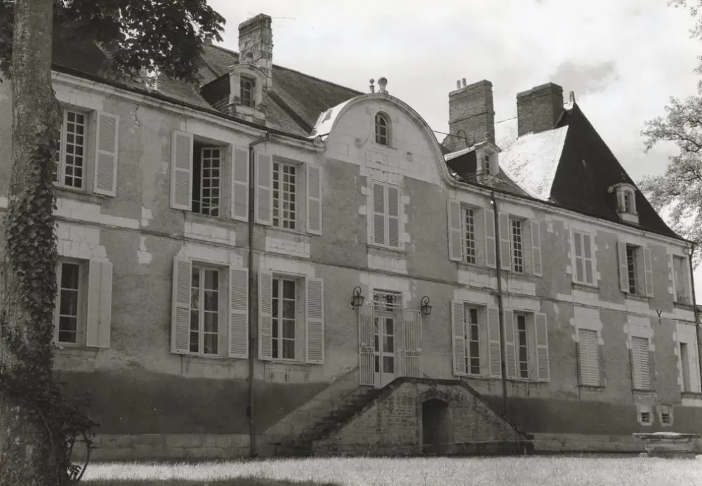 Foto di Castello di La Roche-Amenon - POP Plateforme Ouverte du Patrimoine / Base Mérimée - © Ministère de la Culture (France), Médiathèque du patrimoine et de la photographie, tous droits réservés