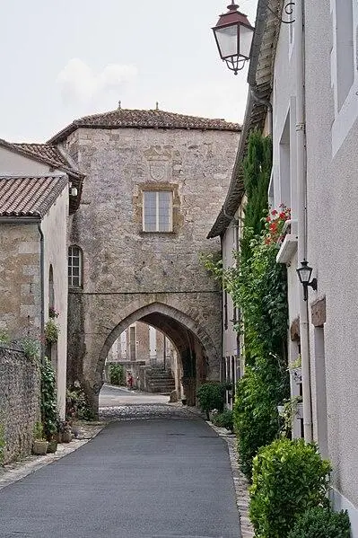 Picture of Chaplaincy - Robin Poitou - © Creative Commons (https://creativecommons.org/licenses/by-sa/4.0/deed.fr)