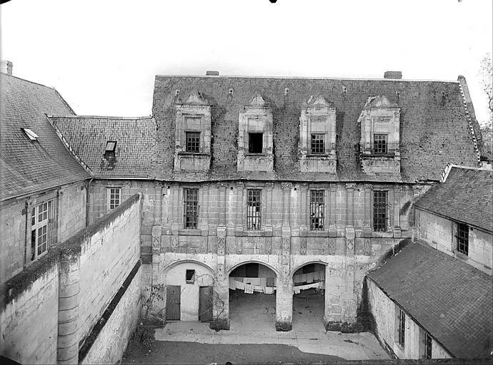 Foto de Hotel Nicolas Alaman - POP Plateforme Ouverte du Patrimoine / Base Mérimée - © Ministère de la Culture (France), Médiathèque du patrimoine et de la photographie, diffusion RMN-GP