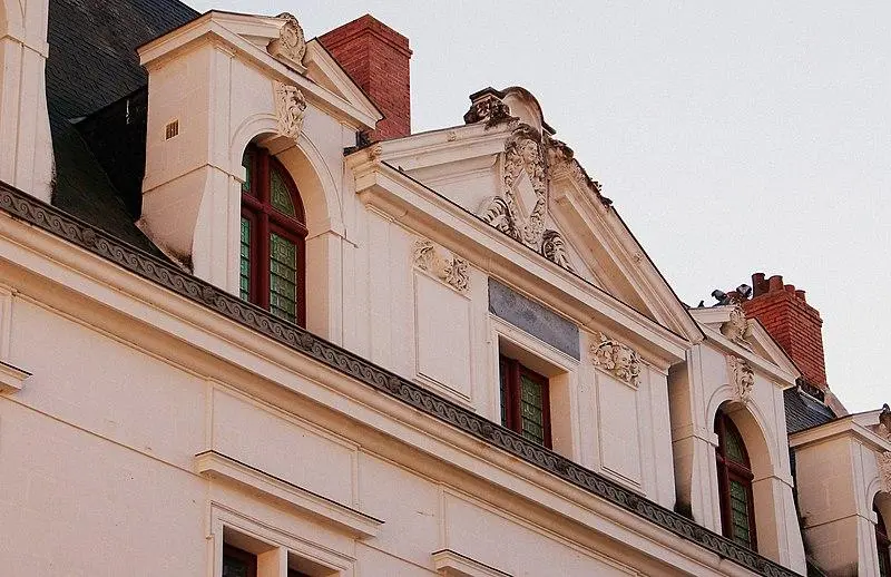 Picture of SULLY HOTEL - Sissi85 - © Creative Commons (https://creativecommons.org/licenses/by-sa/4.0/deed.fr)