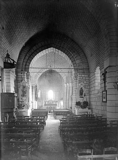 Foto von Saint-Pierre Kirche - POP Plateforme Ouverte du Patrimoine / Base Mérimée - © Ministère de la Culture (France), Médiathèque du patrimoine et de la photographie, diffusion RMN-GP