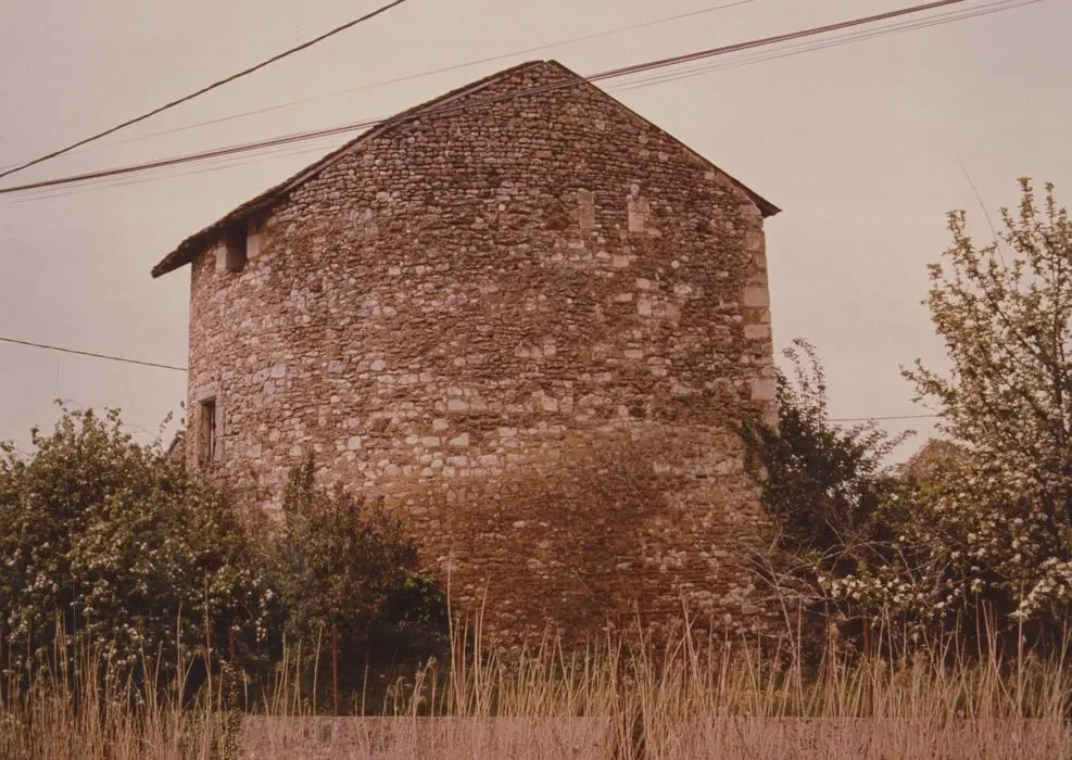 Foto von Altes Schloss von Gilles de Rais - POP Plateforme Ouverte du Patrimoine / Base Mérimée - © Ministère de la Culture (France), Médiathèque du patrimoine et de la photographie, tous droits réservés