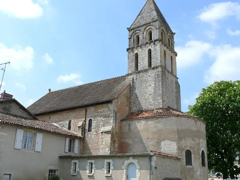 Picture of Saint-Gervais Saint-Protais Church - MOSSOT - © Creative Commons (https://creativecommons.org/licenses/by-sa/4.0/deed.fr)