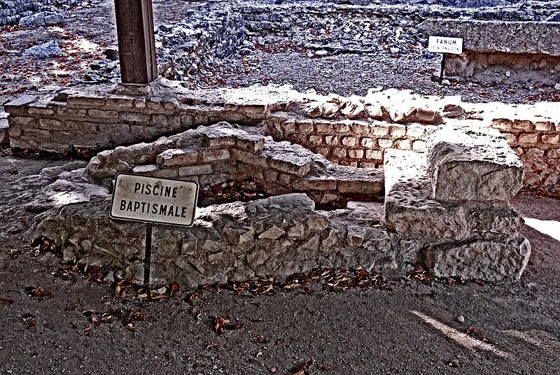 Picture of Archaeological excavation ground - Joachim Jahnke - © Creative Commons (https://creativecommons.org/licenses/by-sa/4.0/deed.fr)