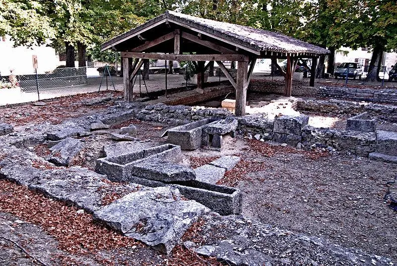 Picture of Archaeological excavation ground - Joachim Jahnke - © Creative Commons (https://creativecommons.org/licenses/by-sa/4.0/deed.fr)