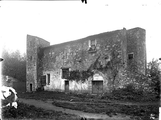 Picture of Former priory - POP Plateforme Ouverte du Patrimoine / Base Mérimée - © Ministère de la Culture (France), Médiathèque du patrimoine et de la photographie, diffusion RMN-GP