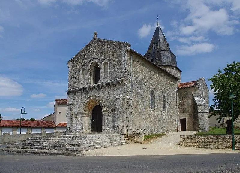 Picture of Notre-Dame Church - JLPC - © Creative Commons (https://creativecommons.org/licenses/by-sa/4.0/deed.fr)
