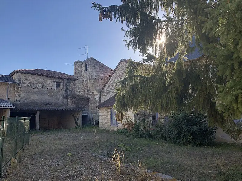 Picture of Former Franciscan convent - Erwan DOUROUX - © Creative Commons (https://creativecommons.org/licenses/by-sa/4.0/deed.fr)