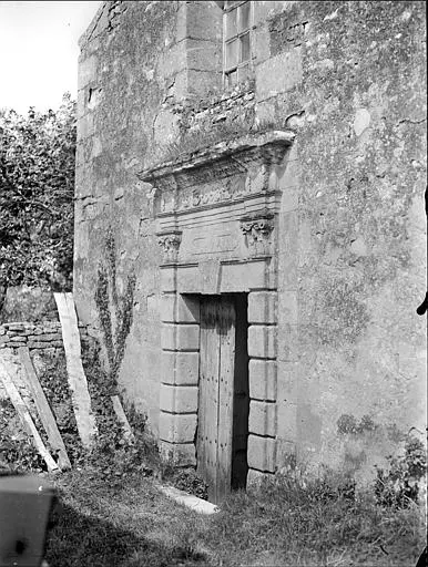 Picture of Bournezeau Church - POP Plateforme Ouverte du Patrimoine / Base Mérimée - © Ministère de la Culture (France), Médiathèque du patrimoine et de la photographie, diffusion RMN-GP
