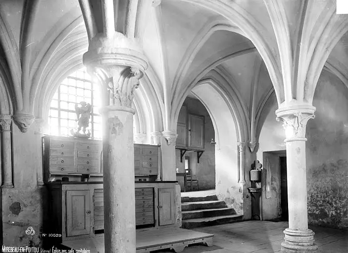 Picture of Former Saint-André priory - Sous licence Creative Commons (https://creativecommons.org/licenses/by-sa/4.0/deed.fr) - Par Gzen92Bot - © Creative Commons (https://creativecommons.org/licenses/by-sa/4.0/deed.fr)