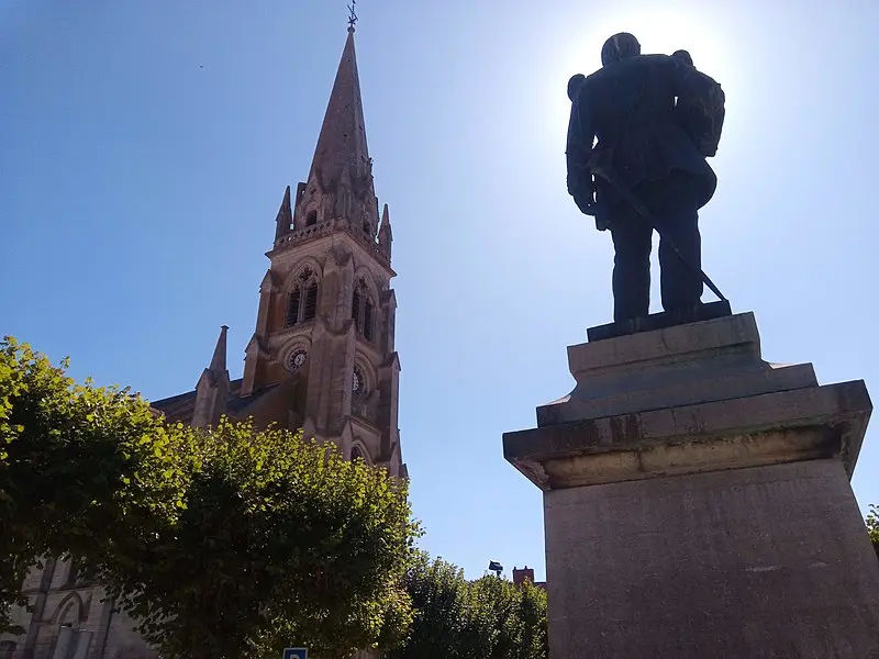 Foto di Chiesa di Saint Martial - Victuallers - © Creative Commons (https://creativecommons.org/licenses/by-sa/4.0/deed.fr)