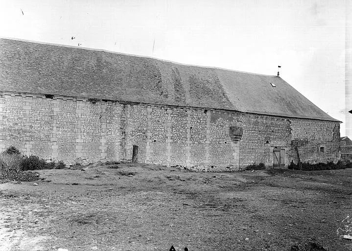 Foto di Bâtie Château - POP Plateforme Ouverte du Patrimoine / Base Mérimée - © Ministère de la Culture (France), Médiathèque du patrimoine et de la photographie, diffusion RMN-GP