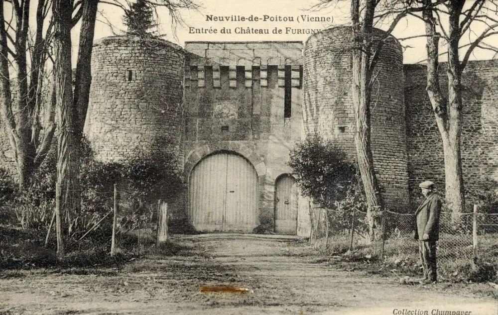 Foto di Castello di Furigny - POP Plateforme Ouverte du Patrimoine / Base Mérimée - © Ministère de la Culture (France), Médiathèque du patrimoine et de la photographie, tous droits réservés