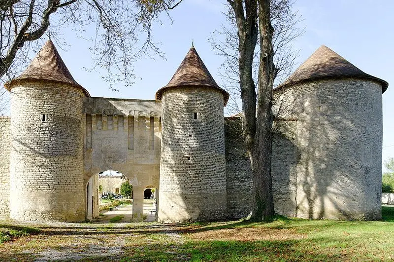 Picture of Furigny castle - Romain le Malin - © Creative Commons (https://creativecommons.org/licenses/by-sa/4.0/deed.fr)