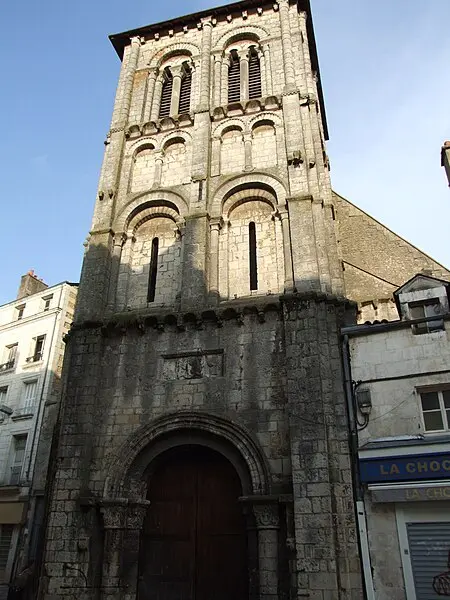 Foto di Chiesa di Saint-Porchaire - Christophe.Finot - © Creative Commons (https://creativecommons.org/licenses/by-sa/4.0/deed.fr)