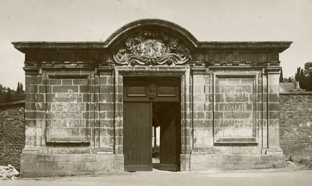 Foto di Ospedale da campo - POP Plateforme Ouverte du Patrimoine / Base Mérimée - © Ministère de la Culture (France), Médiathèque du patrimoine et de la photographie, tous droits réservés