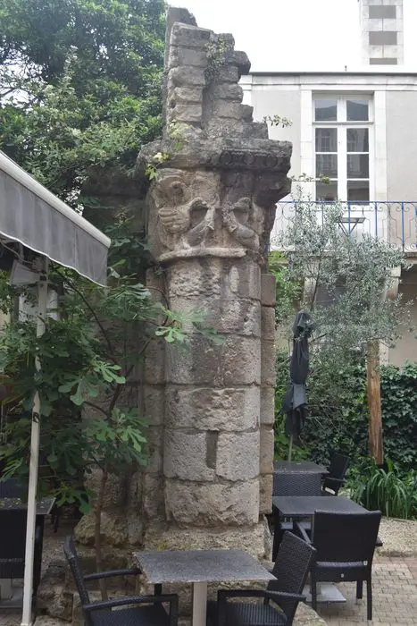 Foto de Hotel Trois-Piliers - POP Plateforme Ouverte du Patrimoine / Base Mérimée - © Ministère de la Culture (France), Médiathèque du patrimoine et de la photographie, diffusion RMN-GP