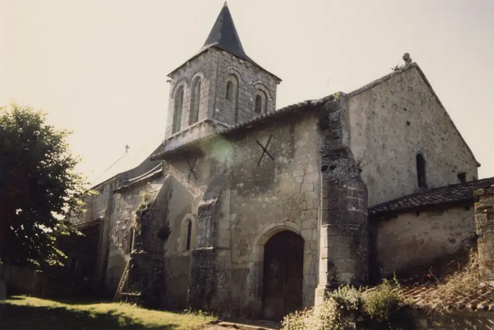 Foto von Saint-Martin Church - POP Plateforme Ouverte du Patrimoine / Base Mérimée - © Ministère de la Culture (France), Médiathèque du patrimoine et de la photographie, tous droits réservés