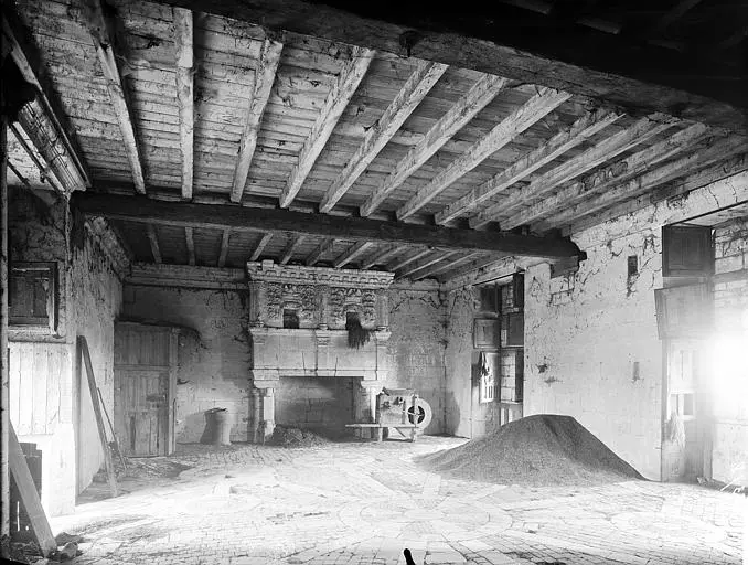 Foto di Castello di La Roche-Du-Maine - POP Plateforme Ouverte du Patrimoine / Base Mérimée - © Ministère de la Culture (France), Médiathèque du patrimoine et de la photographie, diffusion RMN-GP