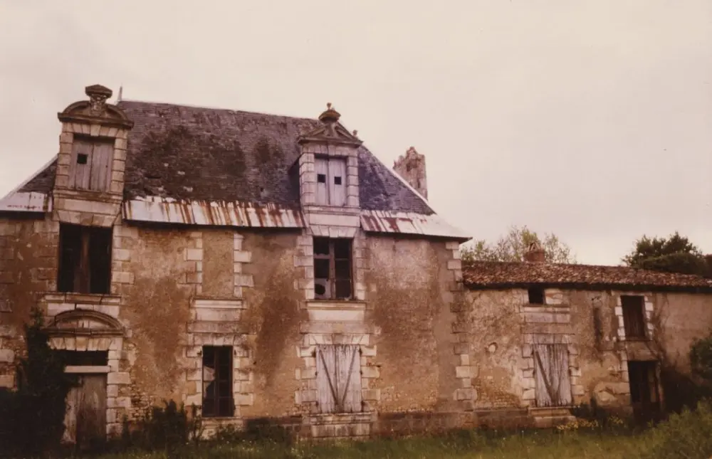Picture of Logis du Pré-Bernard - POP Plateforme Ouverte du Patrimoine / Base Mérimée - © Ministère de la Culture (France), Médiathèque du patrimoine et de la photographie, tous droits réservés