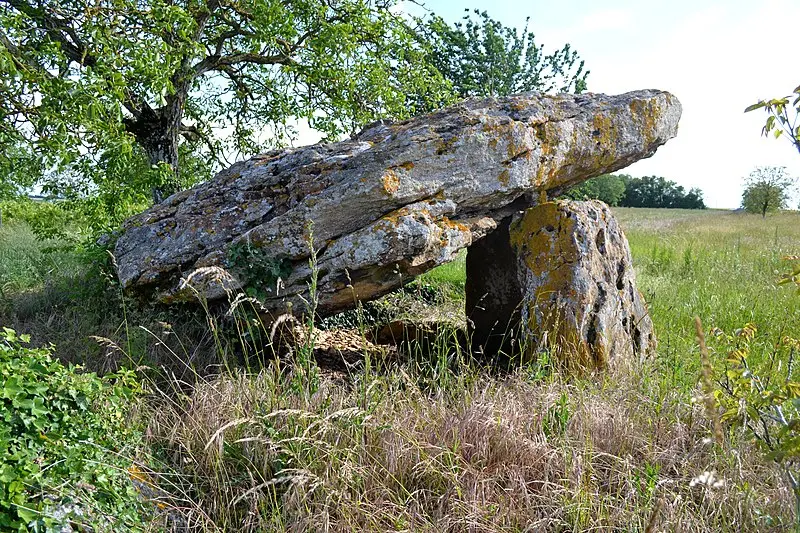 Foto de Dolmen del bie - Liberliger - © Creative Commons (https://creativecommons.org/licenses/by-sa/4.0/deed.fr)