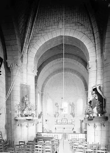 Foto di Chiesa di Frontenay-sur-Dives - POP Plateforme Ouverte du Patrimoine / Base Mérimée - © Ministère de la Culture (France), Médiathèque du patrimoine et de la photographie, diffusion RMN-GP