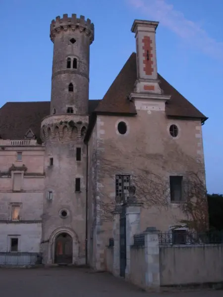 Picture of Old abbey - Denis Helfer - © Creative Commons (https://creativecommons.org/licenses/by-sa/4.0/deed.fr)