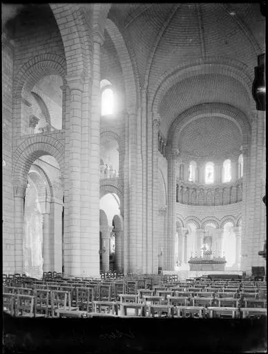 Picture of Former abbey church - POP Plateforme Ouverte du Patrimoine / Base Mérimée - © Ministère de la Culture (France), Médiathèque du patrimoine et de la photographie, diffusion GrandPalaisRmn Photo