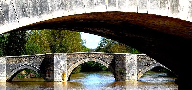Picture of Bridge - Elfysqueeze - © Creative Commons (https://creativecommons.org/licenses/by-sa/4.0/deed.fr)