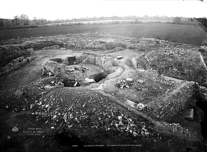 Foto de Ruinas de herbord - POP Plateforme Ouverte du Patrimoine / Base Mérimée - © Ministère de la Culture (France), Médiathèque du patrimoine et de la photographie, diffusion RMN-GP