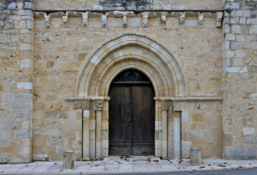 Picture of Church - Sous licence Creative Commons (https://creativecommons.org/licenses/by-sa/4.0/deed.fr) - Par JLPC - © Creative Commons (https://creativecommons.org/licenses/by-sa/4.0/deed.fr)