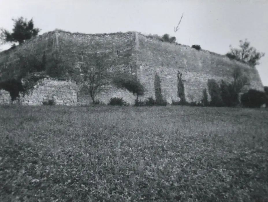 Foto de Castillo - POP Plateforme Ouverte du Patrimoine / Base Mérimée - © Ministère de la Culture (France), Médiathèque du patrimoine et de la photographie, tous droits réservés