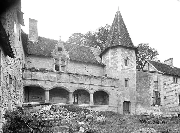 Picture of Massardière Castle - POP Plateforme Ouverte du Patrimoine / Base Mérimée - © Ministère de la Culture (France), Médiathèque du patrimoine et de la photographie, diffusion RMN-GP