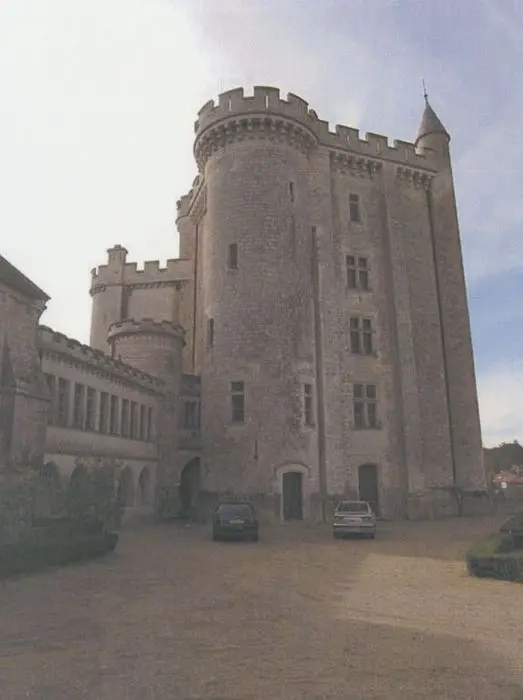 Picture of Morthemer castle - POP Plateforme Ouverte du Patrimoine / Base Mérimée - © Ministère de la Culture (France), Médiathèque du patrimoine et de la photographie, tous droits réservés