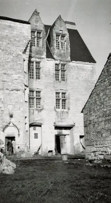 Foto von Château de Montpensier (Überreste) - POP Plateforme Ouverte du Patrimoine / Base Mérimée - © Ministère de la Culture (France), Médiathèque du patrimoine et de la photographie, tous droits réservés