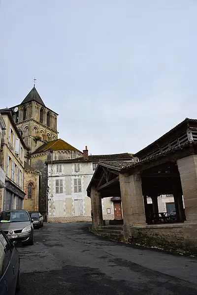Picture of Halls - Chatsam - © Creative Commons (https://creativecommons.org/licenses/by-sa/4.0/deed.fr)