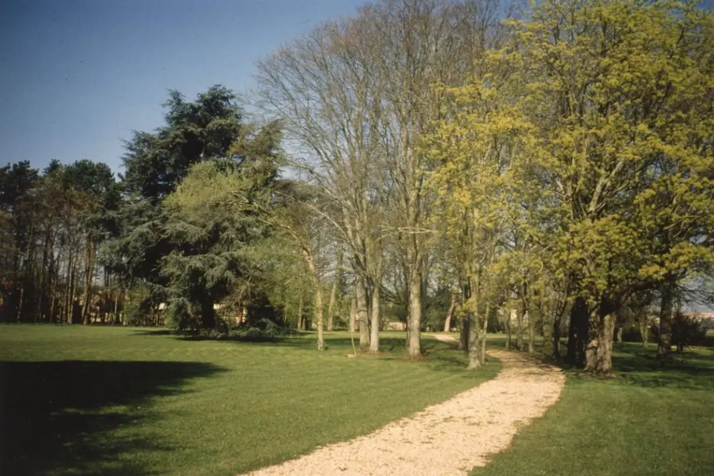 Picture of Chartreuse garden - POP Plateforme Ouverte du Patrimoine / Base Mérimée - © Ministère de la Culture (France), Médiathèque du patrimoine et de la photographie, tous droits réservés