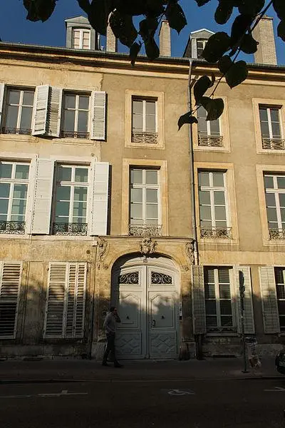 Foto von Gebäude - Grandmou - © Creative Commons (https://creativecommons.org/licenses/by-sa/4.0/deed.fr)