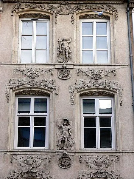 Foto von Adam Haus - François BERNARDIN - © Creative Commons (https://creativecommons.org/licenses/by-sa/4.0/deed.fr)