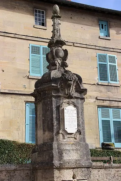 Foto von Brunnen - Ketounette - © Creative Commons (https://creativecommons.org/licenses/by-sa/4.0/deed.fr)