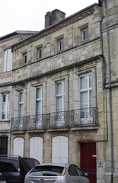 Foto de Edificio - Pymouss - © Creative Commons (https://creativecommons.org/licenses/by-sa/4.0/deed.fr)