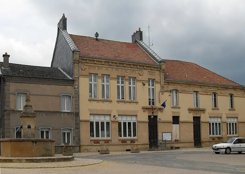 Foto von Rathaus (alt), bekannt als Stoffhaus - Rauenstein - © Creative Commons (https://creativecommons.org/licenses/by-sa/4.0/deed.fr)