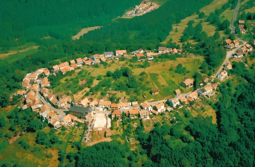 Foto di Campo romana (vestigia) - POP Plateforme Ouverte du Patrimoine / Base Mérimée - © Ministère de la Culture (France), Direction Régionale des Affaires Culturelles du Grand Est – Tous droits réservés 